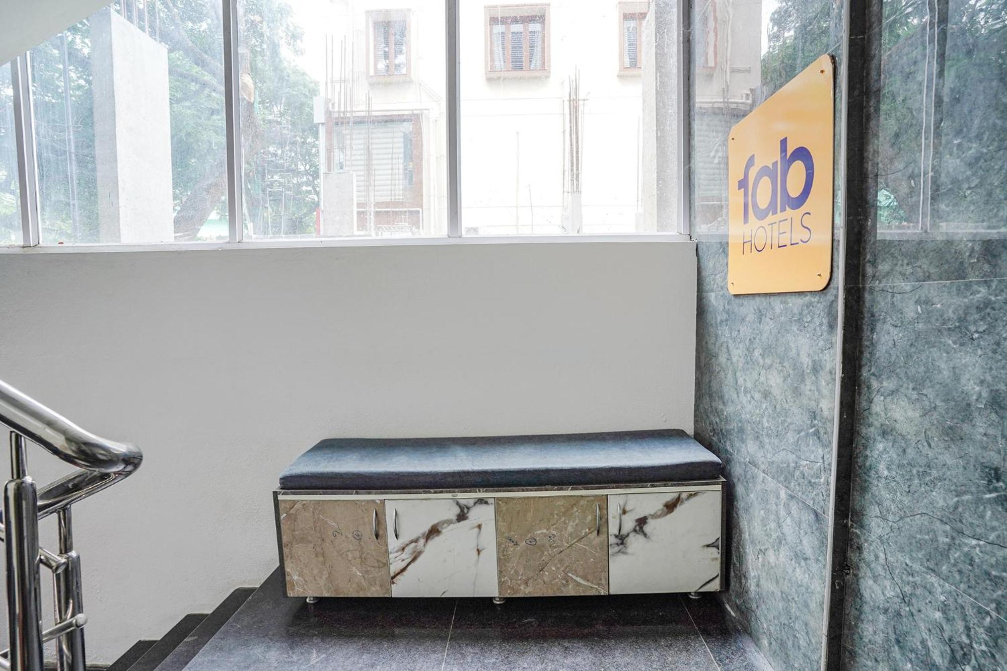Fabhotel Rlv Green Palace - Nr Kengeri Satellite Town Bangalore Luaran gambar