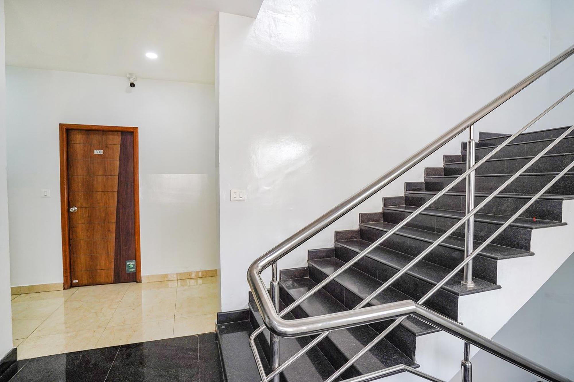 Fabhotel Rlv Green Palace - Nr Kengeri Satellite Town Bangalore Luaran gambar