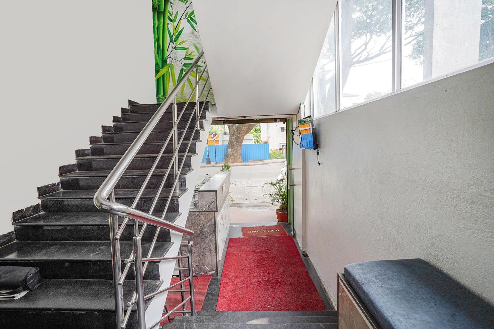 Fabhotel Rlv Green Palace - Nr Kengeri Satellite Town Bangalore Luaran gambar