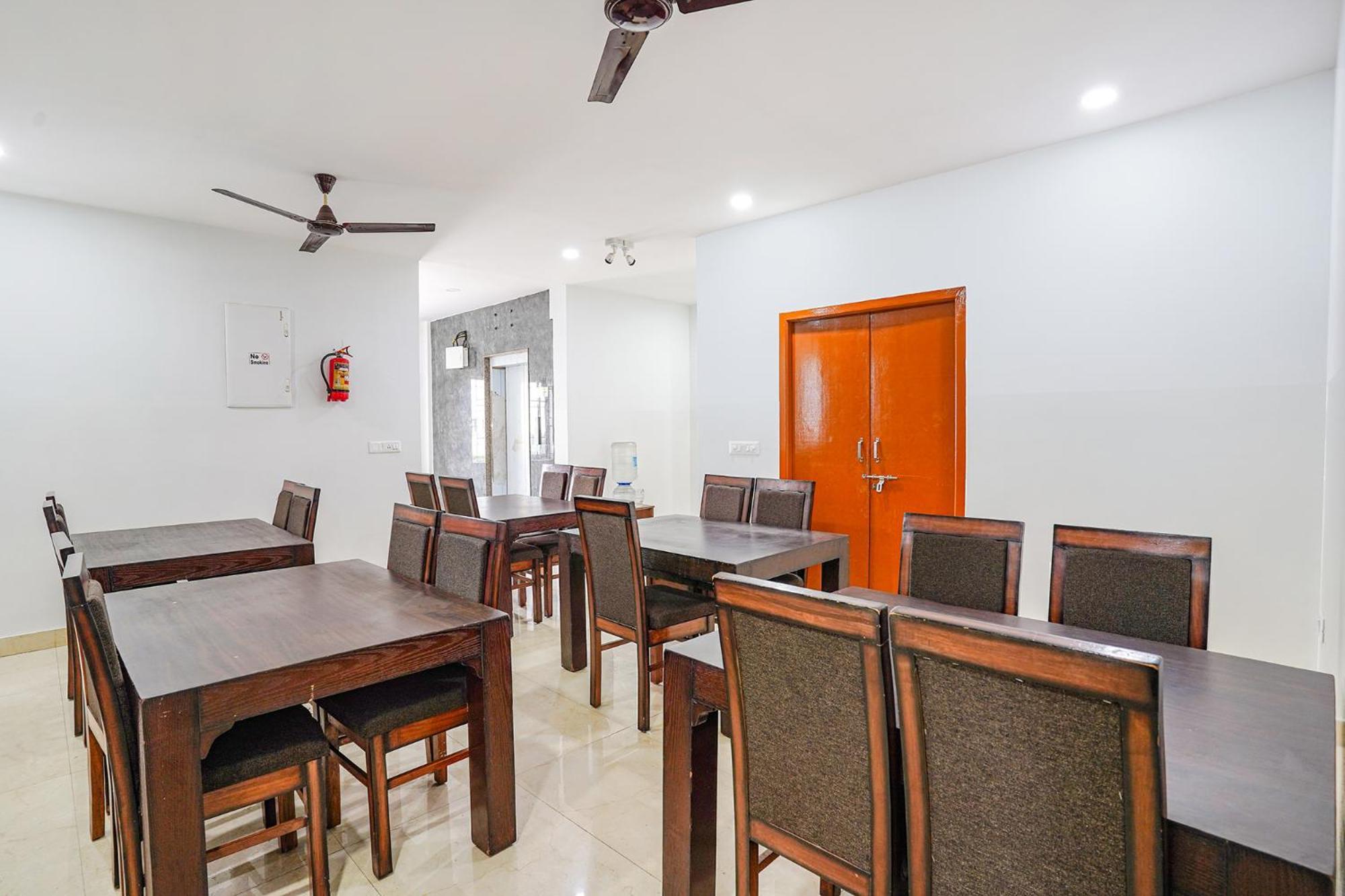 Fabhotel Rlv Green Palace - Nr Kengeri Satellite Town Bangalore Luaran gambar