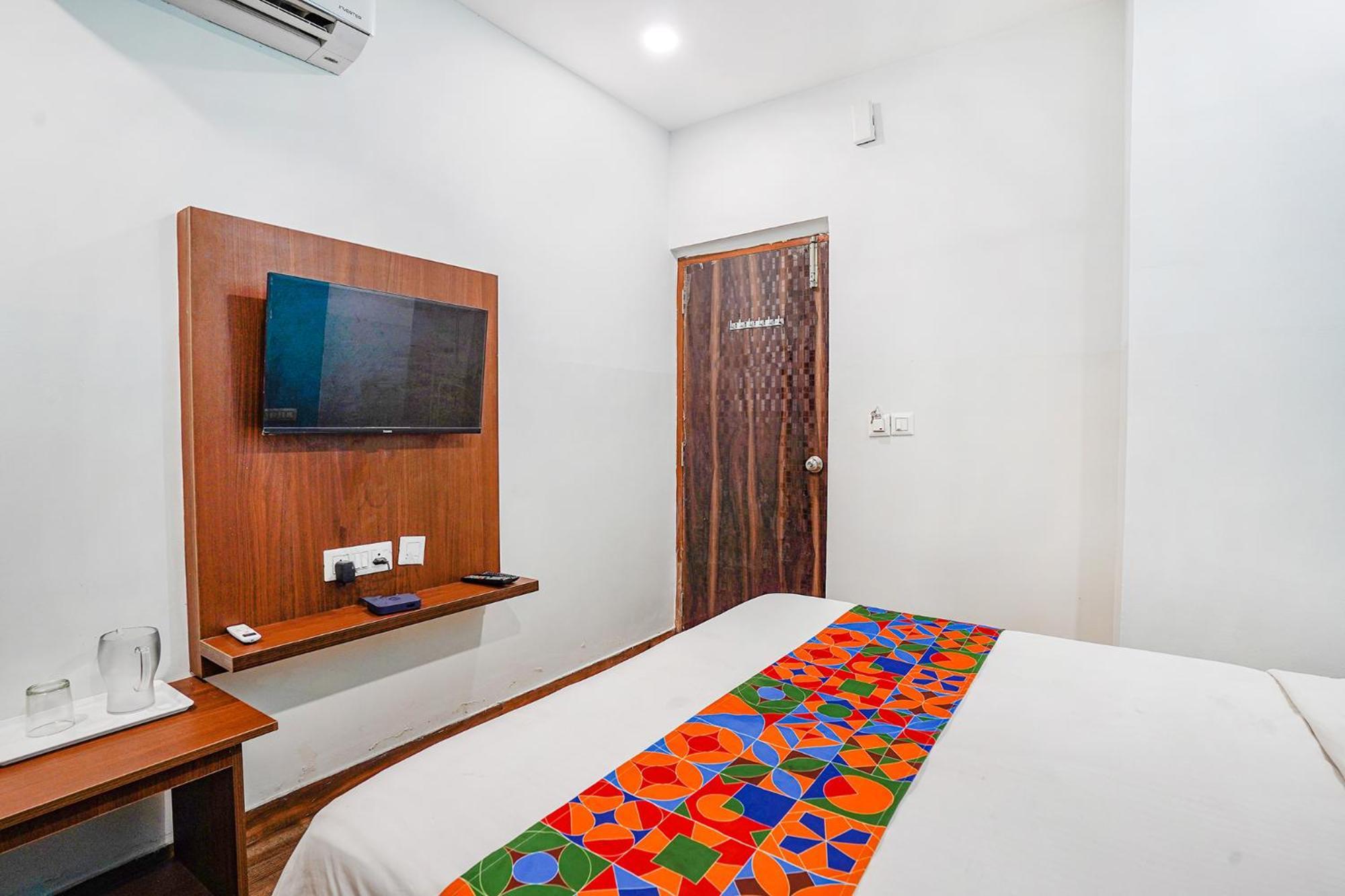 Fabhotel Rlv Green Palace - Nr Kengeri Satellite Town Bangalore Luaran gambar