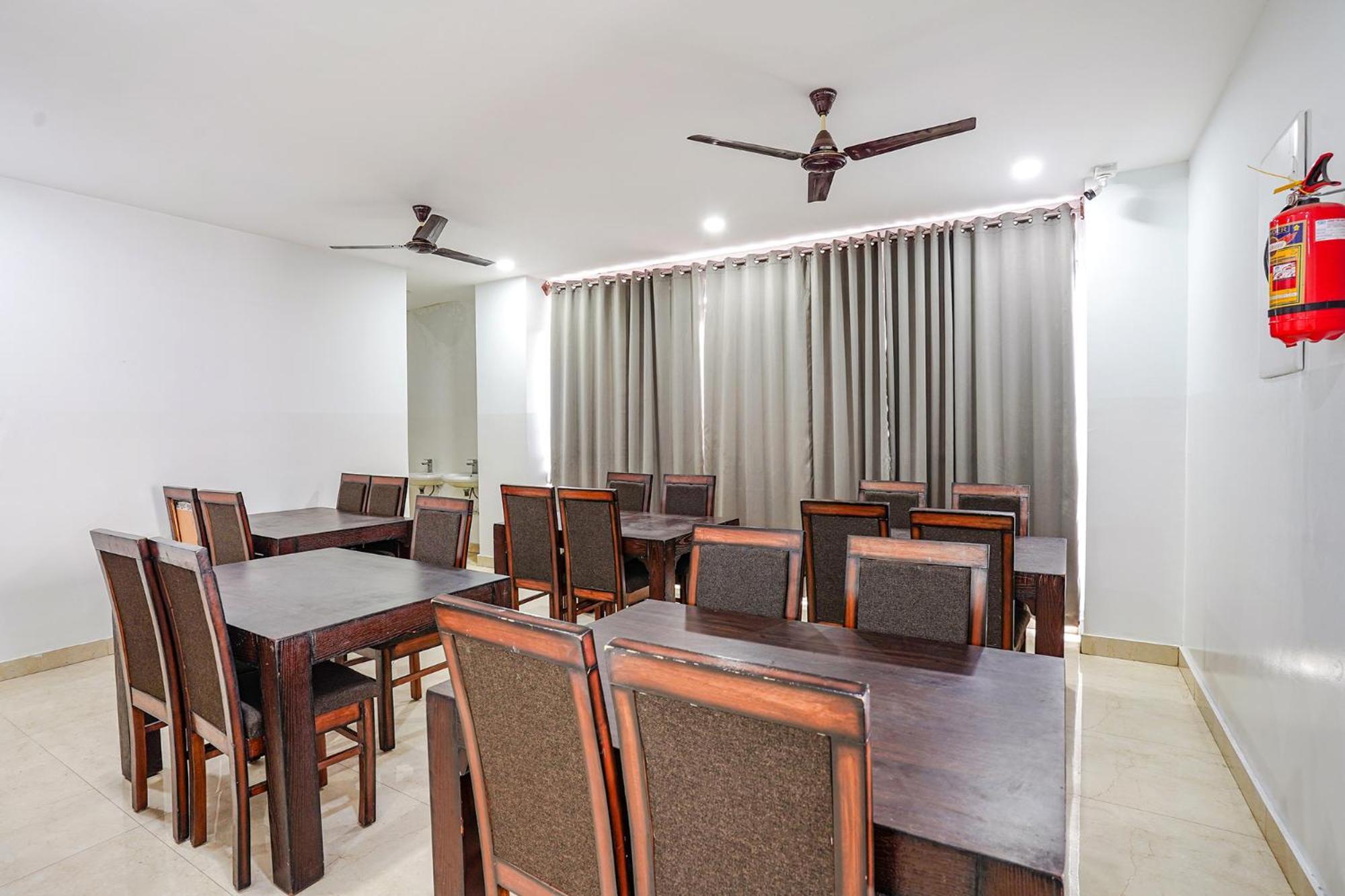 Fabhotel Rlv Green Palace - Nr Kengeri Satellite Town Bangalore Luaran gambar