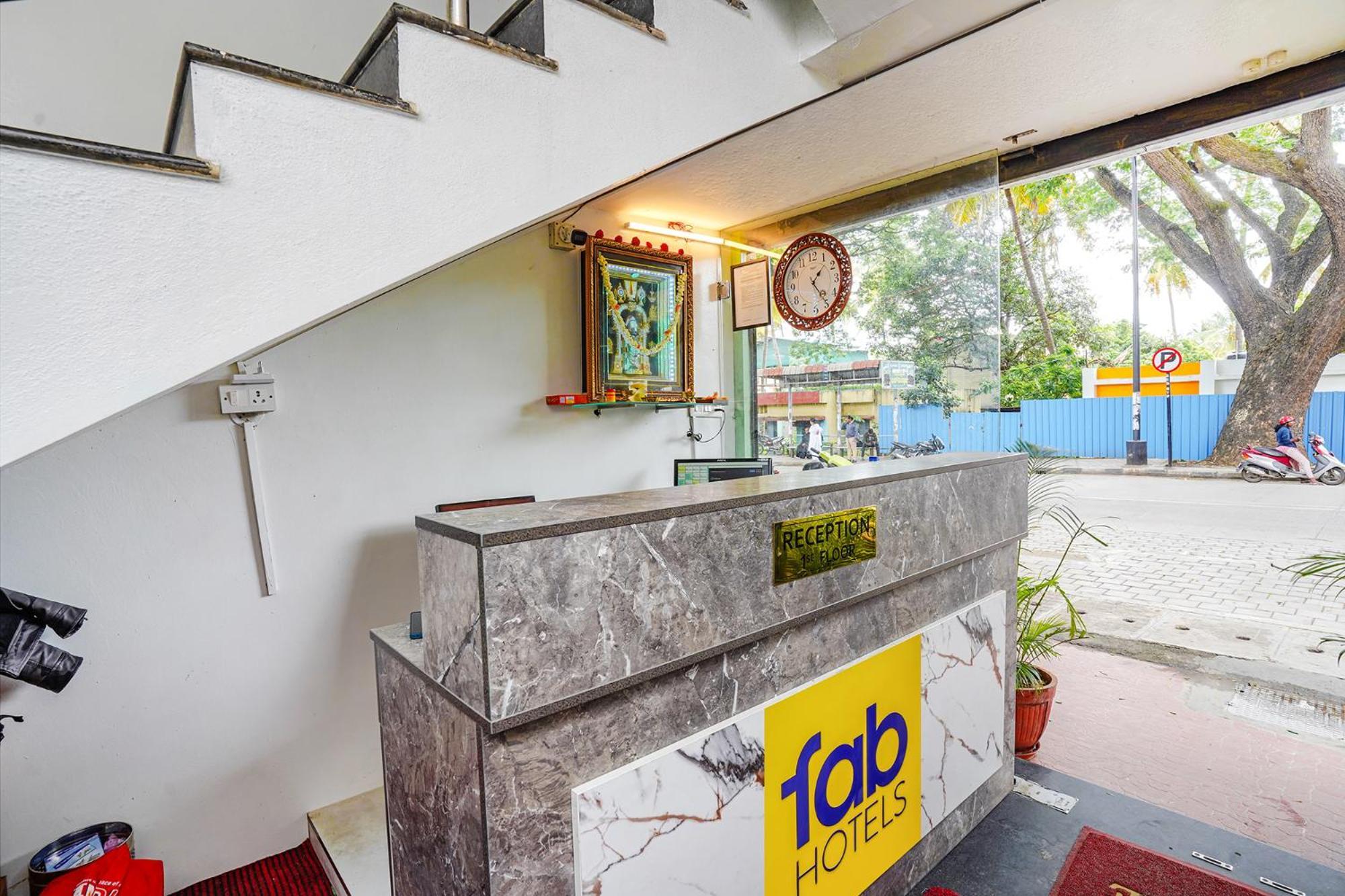 Fabhotel Rlv Green Palace - Nr Kengeri Satellite Town Bangalore Luaran gambar