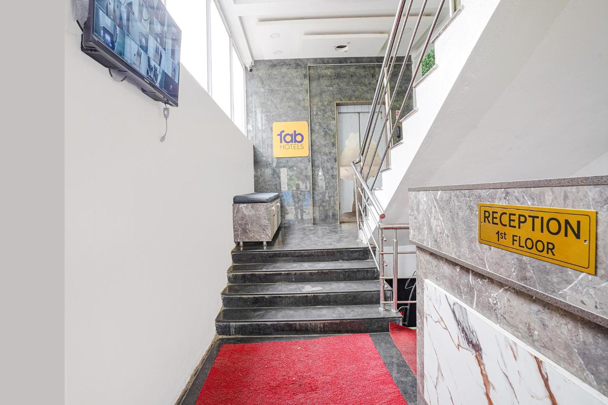 Fabhotel Rlv Green Palace - Nr Kengeri Satellite Town Bangalore Luaran gambar